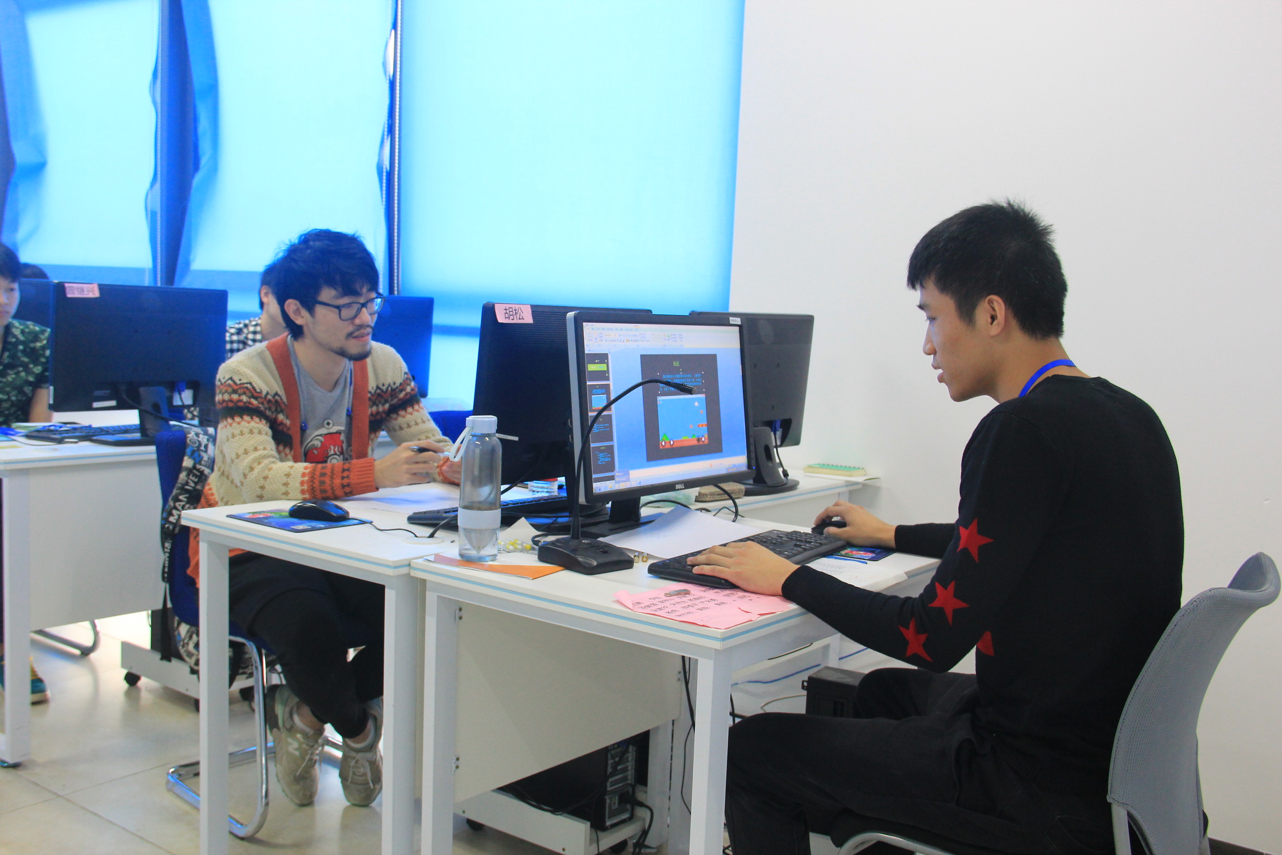 学生展示项目.JPG